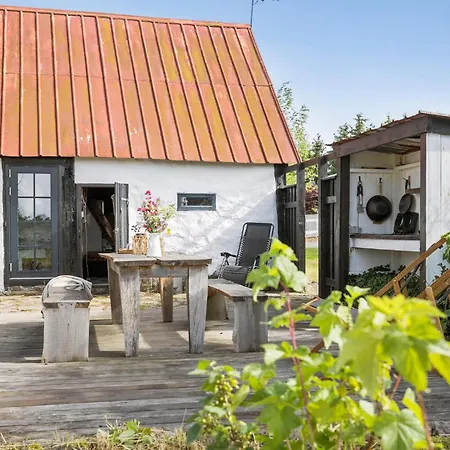 3 Bedroom Lovely In