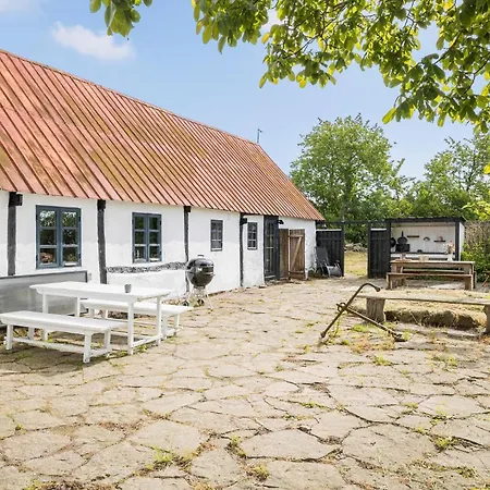 3 Bedroom Lovely In *